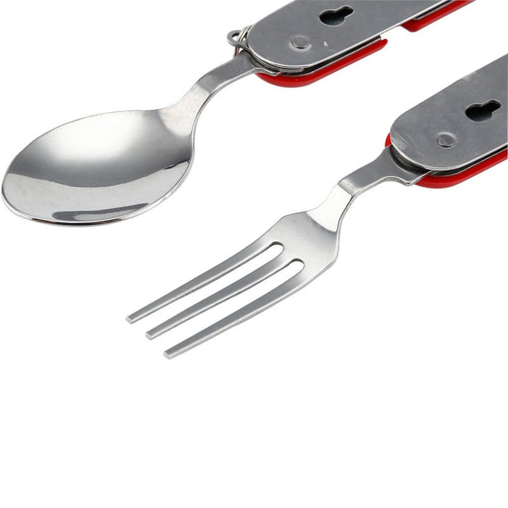Robuuste roestvrijstalen 4-in-1 bestekset, perfect voor outdoor en avontuurlijk gebruik.