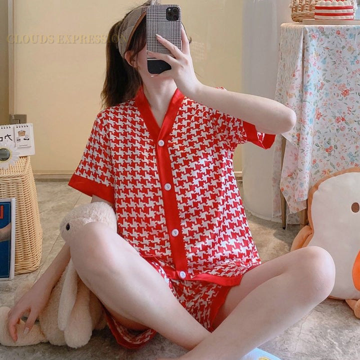 Zachte en ademende dames nachtkleding, ideaal voor elk seizoen en ultiem comfort.