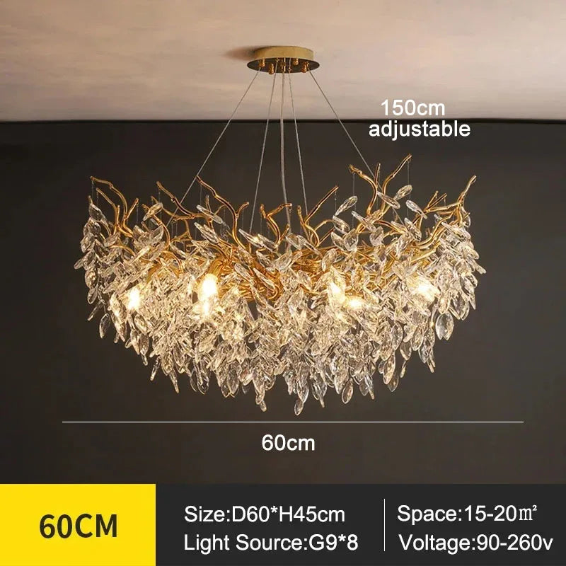 Aurelia zilveren plafondlamp, kristallen kroonluchter, modern blad design voor luxe.