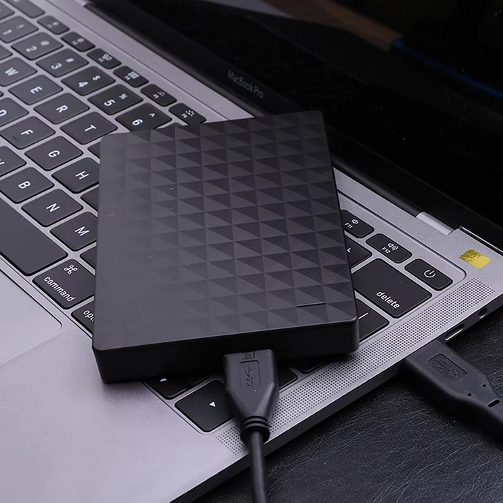 Portable 2TB externe harddisk USB 3.0 voor snelle digitale opslag en betrouwbare data backup.