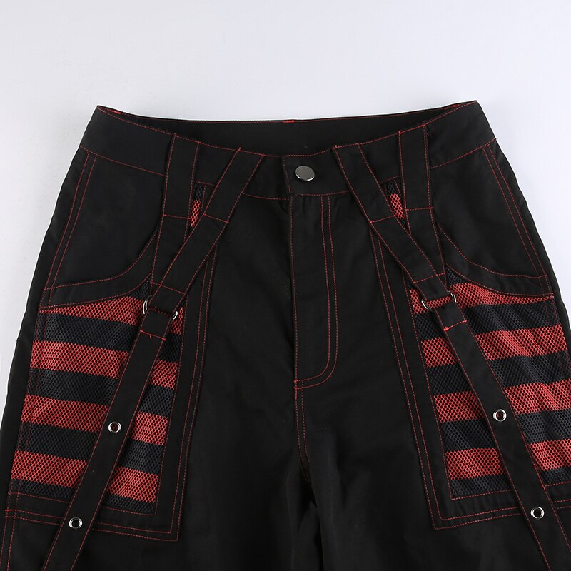 Unieke gothic broek voor dames, stijlvol design en comfortabel. Ideaal voor alternatieve mode en trendy kleding.