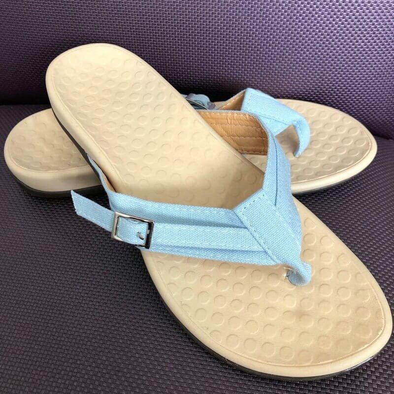 Lichtgewicht orthopedische dames slippers; geschikt voor dagelijks gebruik en optimaal comfort.