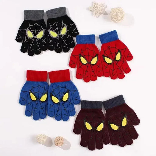 Complete PowerPunch Hero set met zwarte bokszak en comfortabele kinder bokshandschoenen voor urenlang speelplezier.