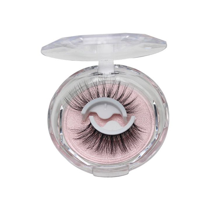 Veelzijdige zelfklevende wimpers voor dames. Geschikt voor dagelijkse make-up of speciale gelegenheden.