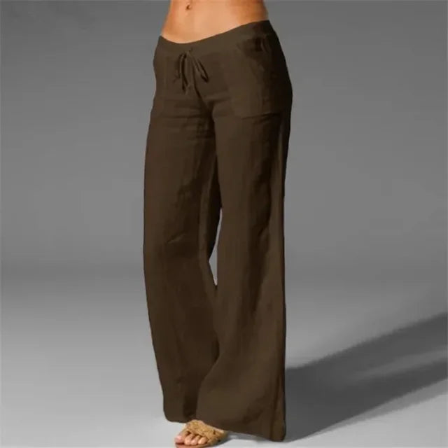 Comfortabele dames strandbroek met wijde pijpen. Stijlvol en ontspannen voor zomerse dagen of vakantie.