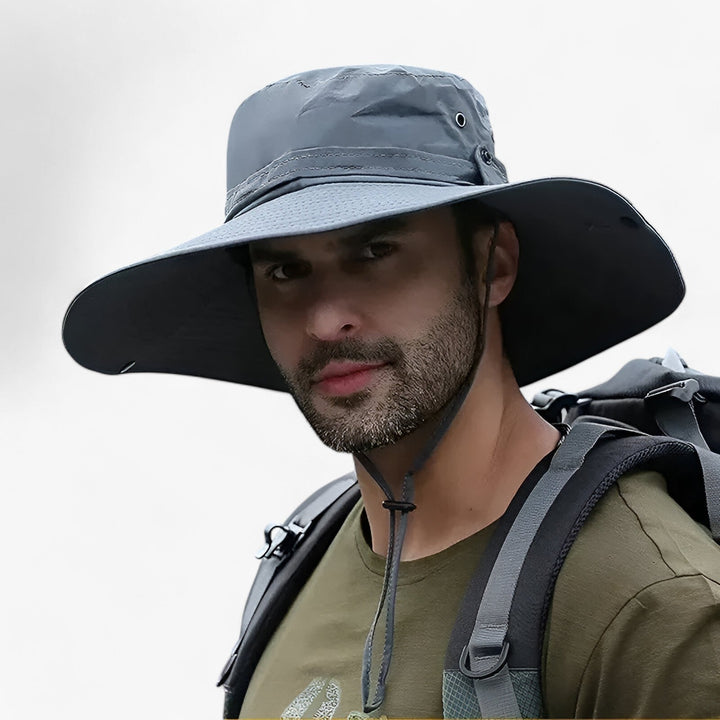Ademende Zeno outdoor hoed met UV-filter, onmisbaar voor lange dagen vissen of wandelen in de zomerzon.