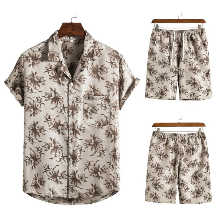 Levendige heren Hawaï set, ideale zomerse strandkleding met korte broek & shirt.