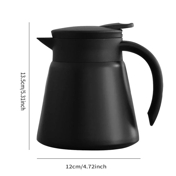 Compacte ThermoBrew isolierkan 0,5L voor reizen, kantoor of keuken. Houdt koffie, thee en water lang warm/koud.