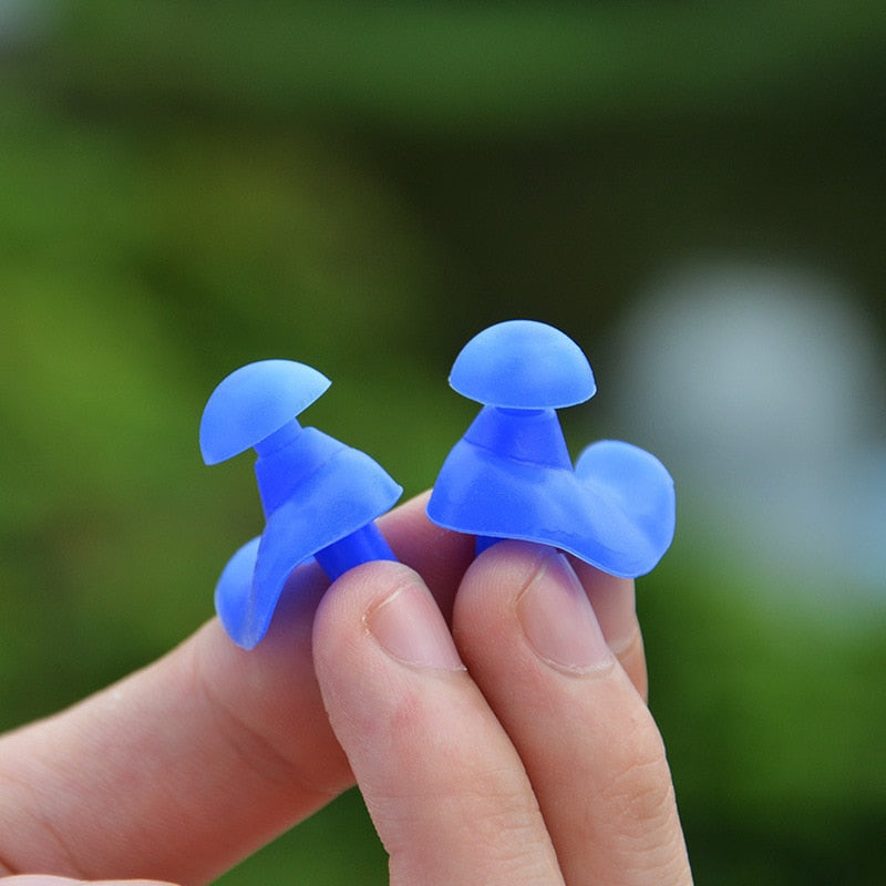 Waterdichte oordopjes AquaGuard: Bescherm je oren tegen water en oorklachten met deze comfortabele zwemaccessoires.