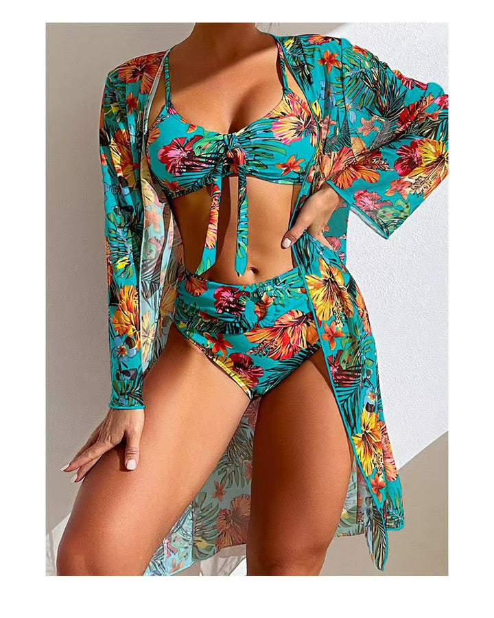 Stijlvolle Hoymans damesbikini, perfecte zwemkleding voor een zonnige zomer.