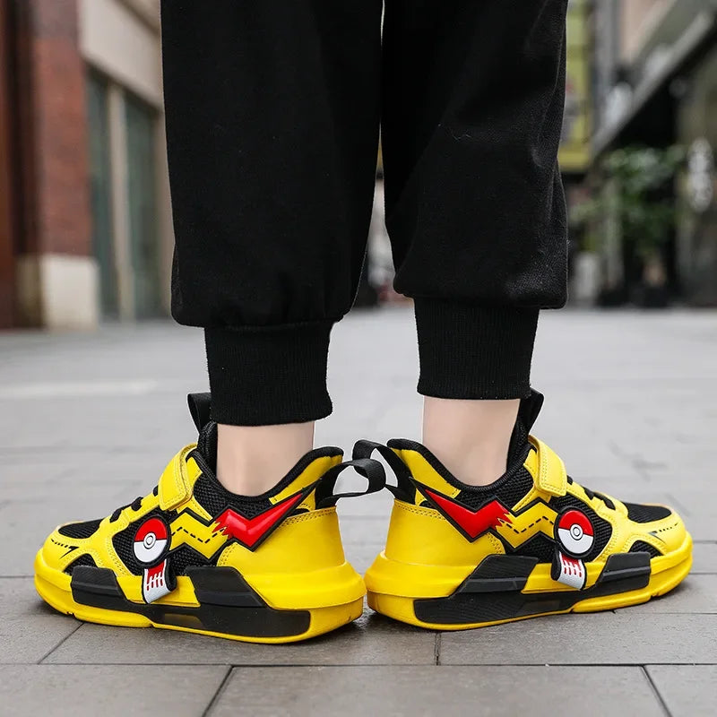 Stijlvolle gele kinder sneakers met Pokémon design, stevige zool en ademend materiaal voor dagelijks gebruik.