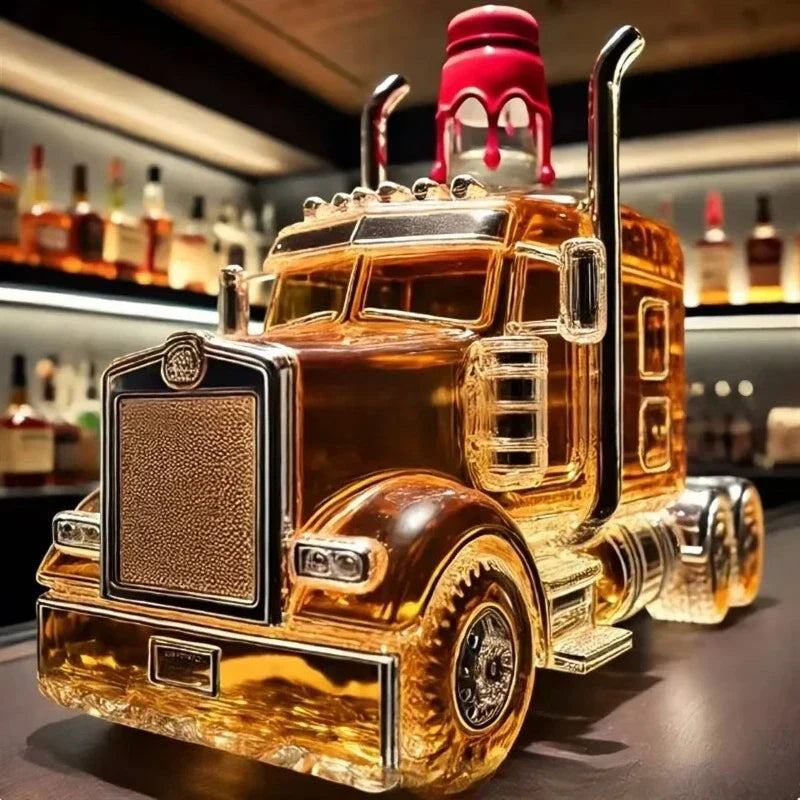 Gedetailleerde glazen vrachtwagen whiskeyfles (350ml) met decanteerfunctie voor thuisbar en spirituosen. Uniek cadeau.