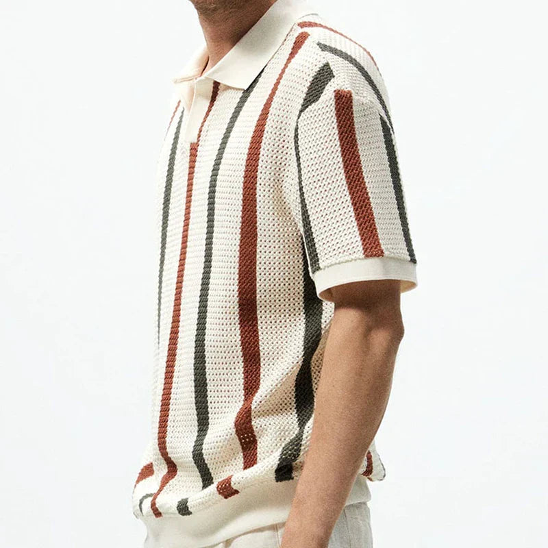 Comfortabele heren polo shirt met vintage strepen, ideaal voor een stijlvolle en ontspannen zomerdag.