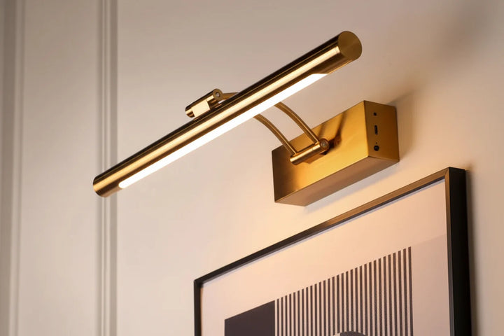 Moderne gouden draadloze LED schilderijlamp, dimbaar en oplaadbaar, ideaal voor elegante interieurs.