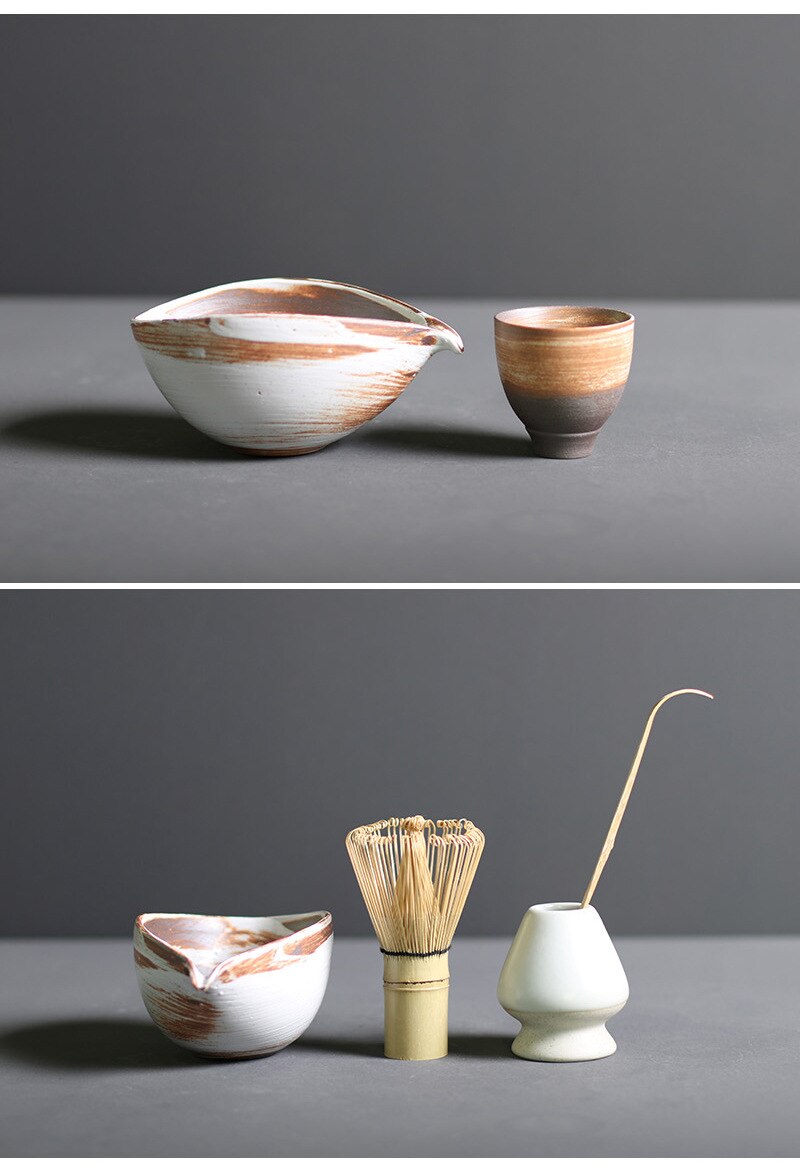 Ergonomische bamboe theelepel (chashaku) voor nauwkeurige dosering van matcha poeder in de theeset.