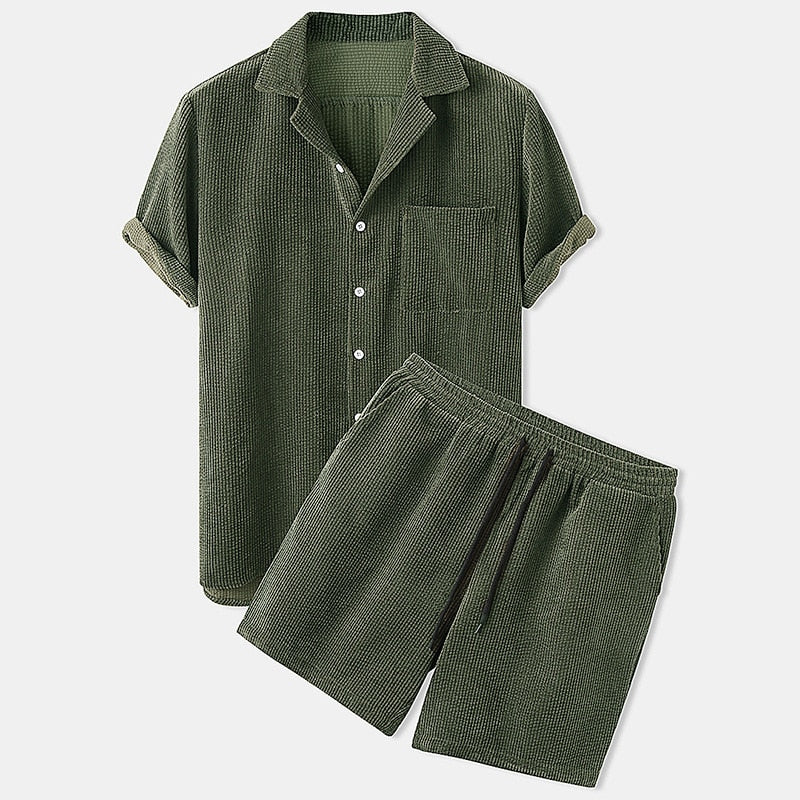 Comfortabele heren 2-delige outfit in zachte stof, ideaal voor zomerse dagen. Stijlvolle casual set voor mannen.