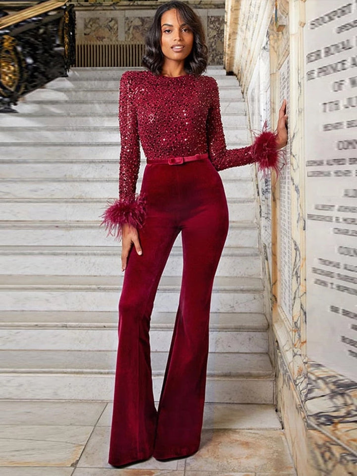 Stijlvolle roze pailletten jumpsuit, een complete outfit voor dames die willen stralen.