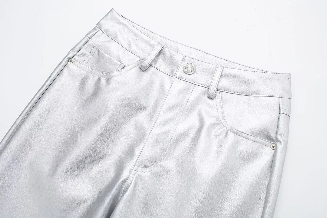 Modieuze dames metallic broek, hoge taille en trendy losse pasvorm. Een echte eyecatcher.