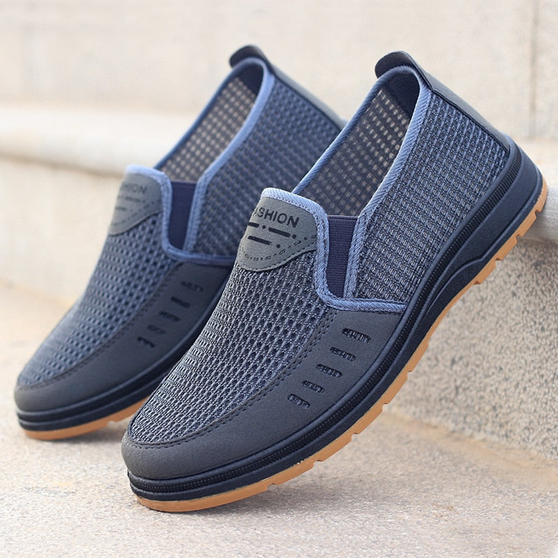 Bruine Noah heren sneakers, ademend en antislip, perfect voor dagelijkse wandelingen en vrijetijd.