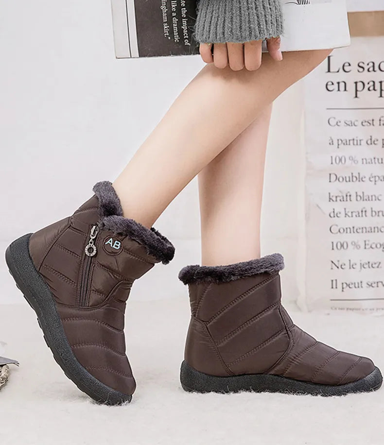 Sportieve dames snowboots, waterdicht, warm en lichtgewicht voor actieve winterdagen.