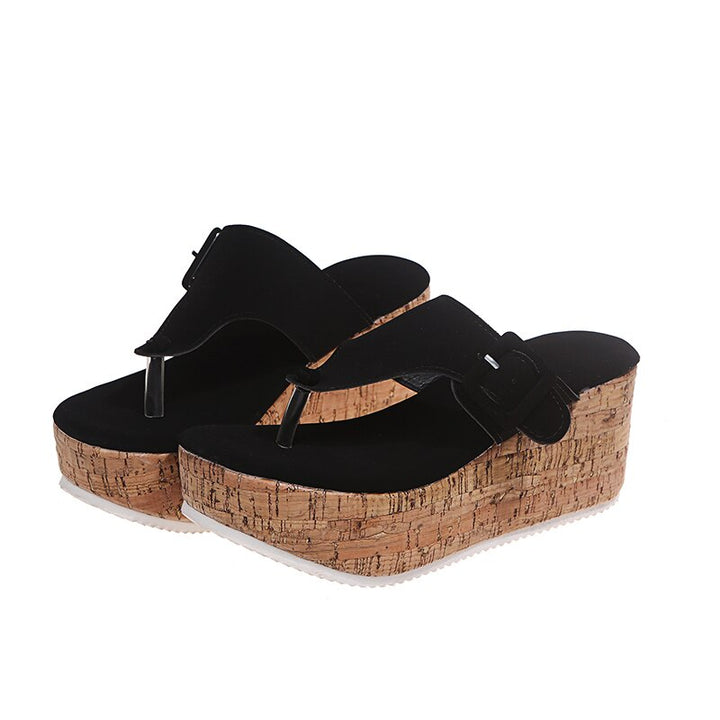 Comfortabele dames slippers met orthopedische zool, antislip en lichtgewicht design. Geschikt voor damesmode.