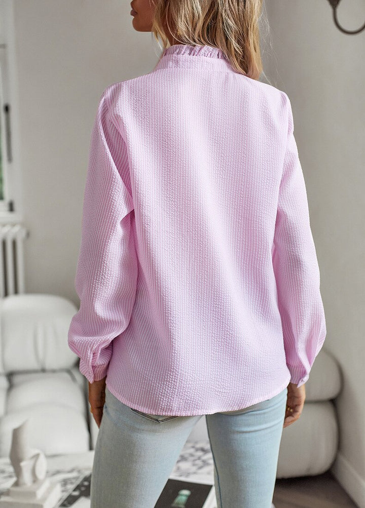 Lichtdoorlatende, luchtige damesblouse stof, comfortabel en stijlvol voor zomerkleding.