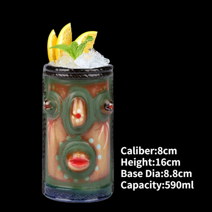 Feestelijk: Vrolijke cocktail mok van handgemaakt keramiek.