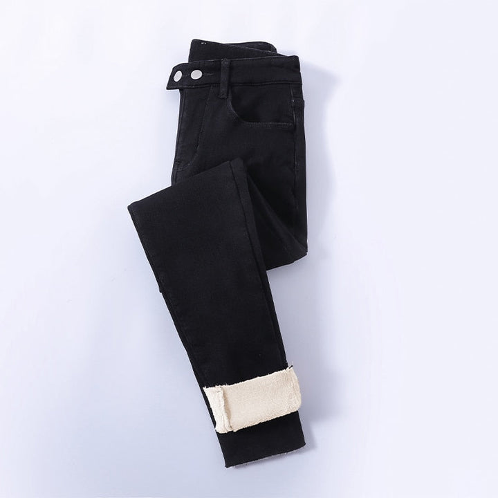 Zwarte winter thermobroek voor dames, warm en flexibel met zachte voering.