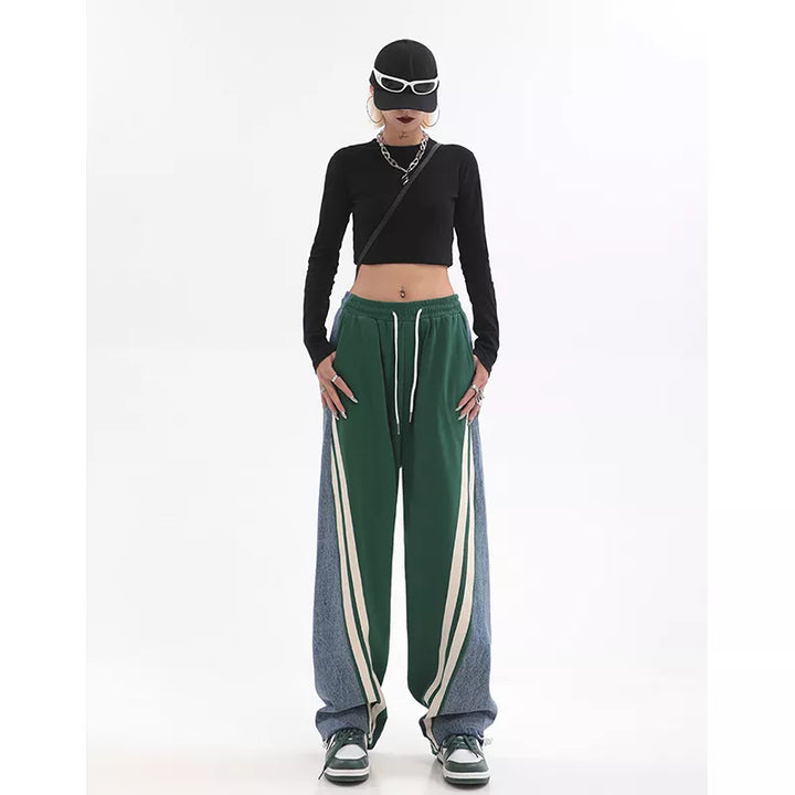 Trendy dames joggingbroek, groen, hoge taille, comfortabele vrijetijdskleding voor modieuze looks.