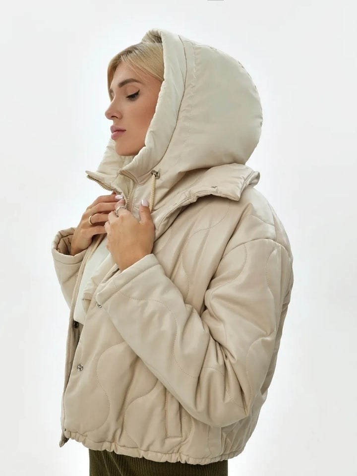 Heerlijk zachte dames capuchon sjaal, biedt ultiem comfort en warmte tijdens de winterdagen. [[lstfy-media:10]]