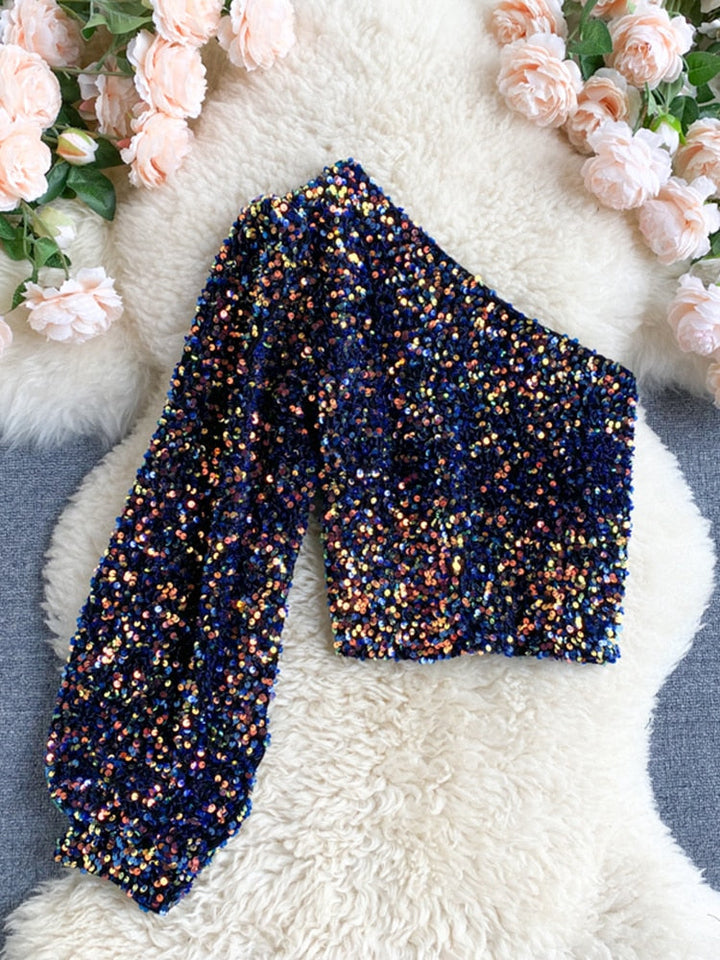 Dames glitter one-shoulder top met sprankelende pailletten, ideaal voor feestelijke avonden en evenementen.