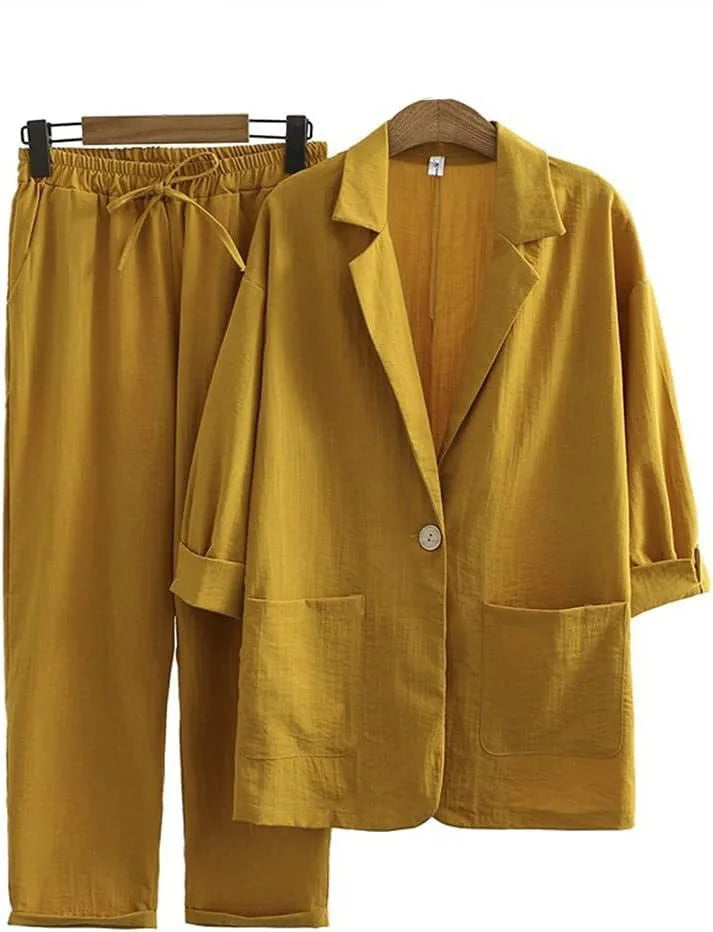 Dames luchtige tweedelige set Sorella, stijlvol jasje en rechte broek. Comfortabele zomeroutfit.