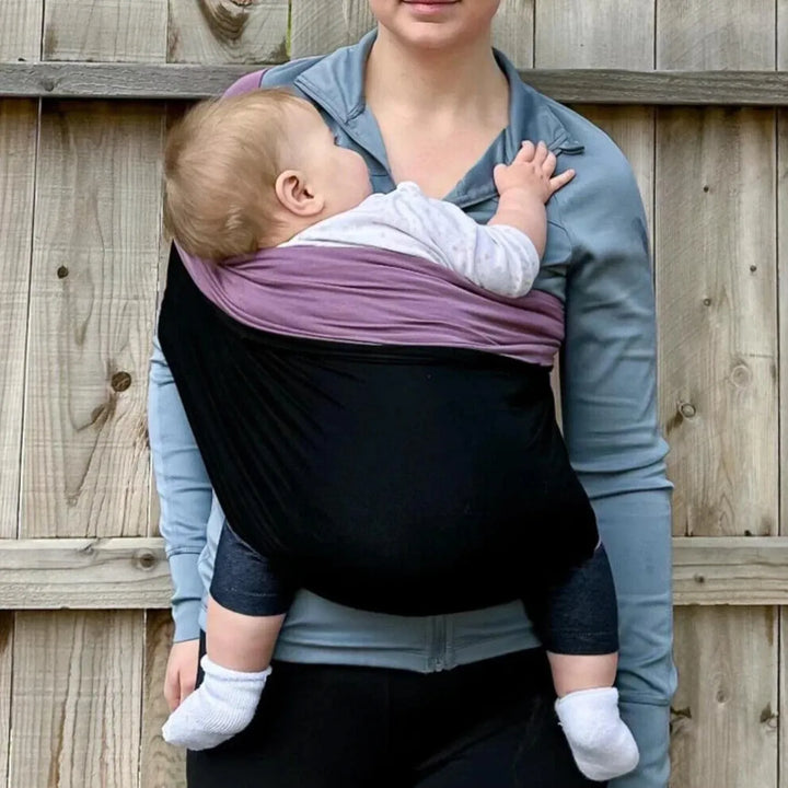 Close-up van zachte, ademende biologisch katoenen wikkeldoek. Optimaal comfort en veiligheid voor baby's.