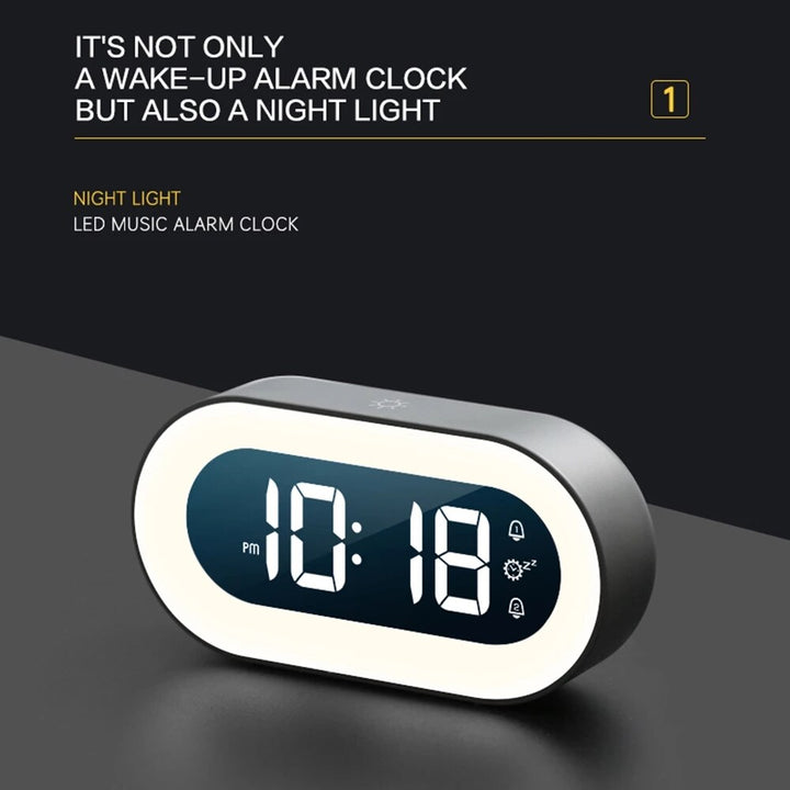 Digitale wekker Lumino met zacht nachtlampje en LED display, ideaal voor slaapkamer of reizen.