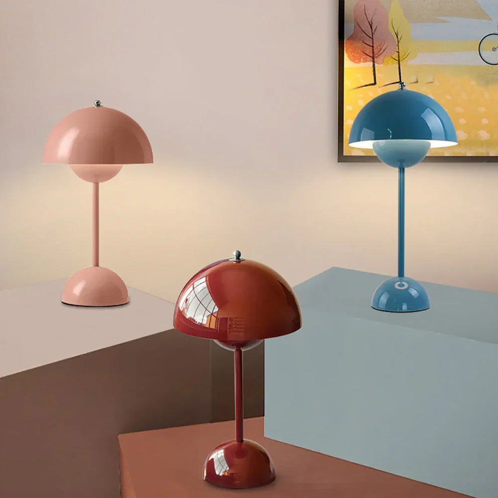 Unieke paddestoellamp MushLuxe, moderne dimbare LED sfeerverlichting die uw interieur verrijkt.
