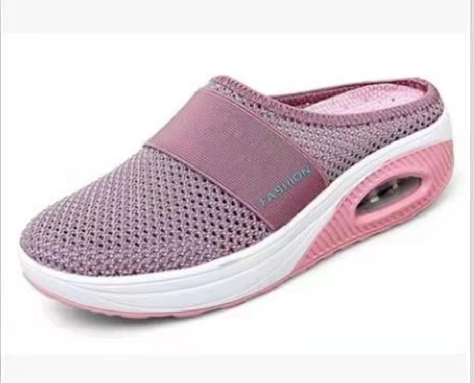 Kleurrijke retro sandalen voor dames, ideaal als comfortabele zomerslipper of elegante strandschoen.