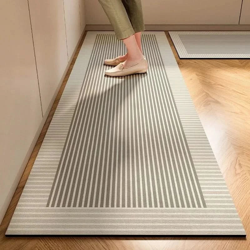 Antislip keukenmat in minimalistisch design, ideaal voor een veilige en hygiënische keuken. Onderhoudsvriendelijk.