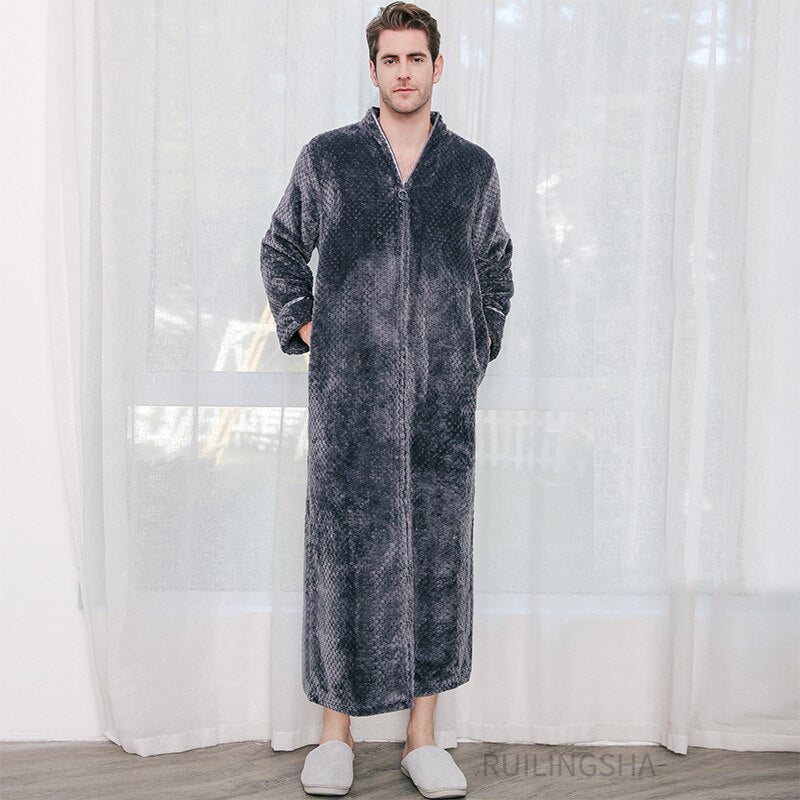 Lange unisex badjas met rits, zacht en warm, ideaal voor loungewear in de winter.