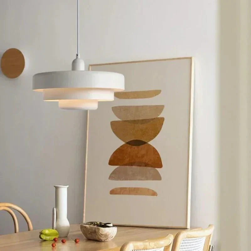 Moderne designlamp: driefase hanglamp met chique macaron tinten, ideaal voor woonruimtes.