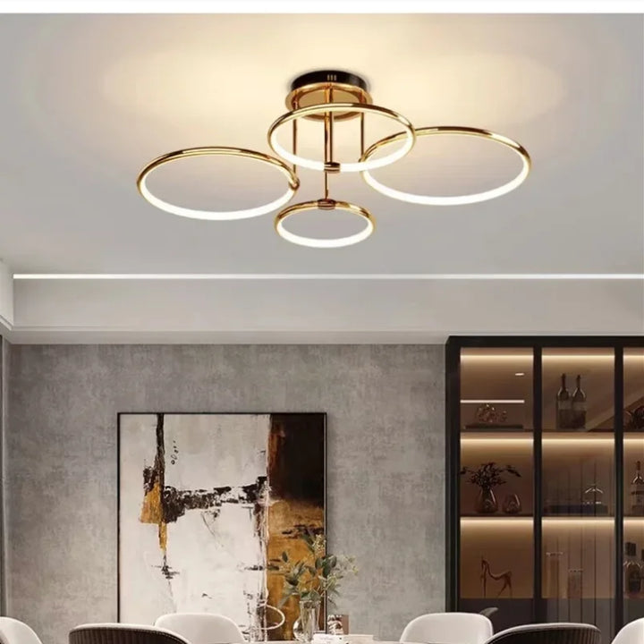 Woonkamer LED plafondlamp, zwarte ringlamp met geometrisch en modern verlichtingsdesign.