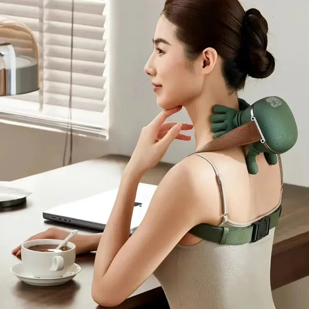 Compacte draagbare 4D shiatsu nek- en schoudermassager met verwarmingsfunctie voor ontspanning.