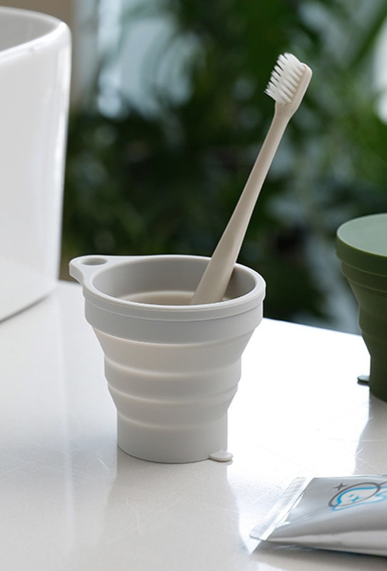 Draagbare opvouwbare cup, multifunctioneel siliconen reisaccessoire voor elke avonturier.