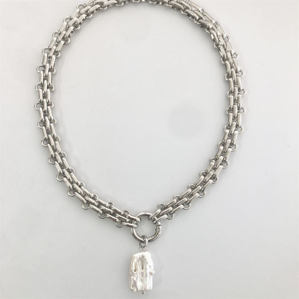 Stijlvolle heren ketting met grove RVS schakels. Ideaal statement sieraad voor een moderne look, verkleurt niet.