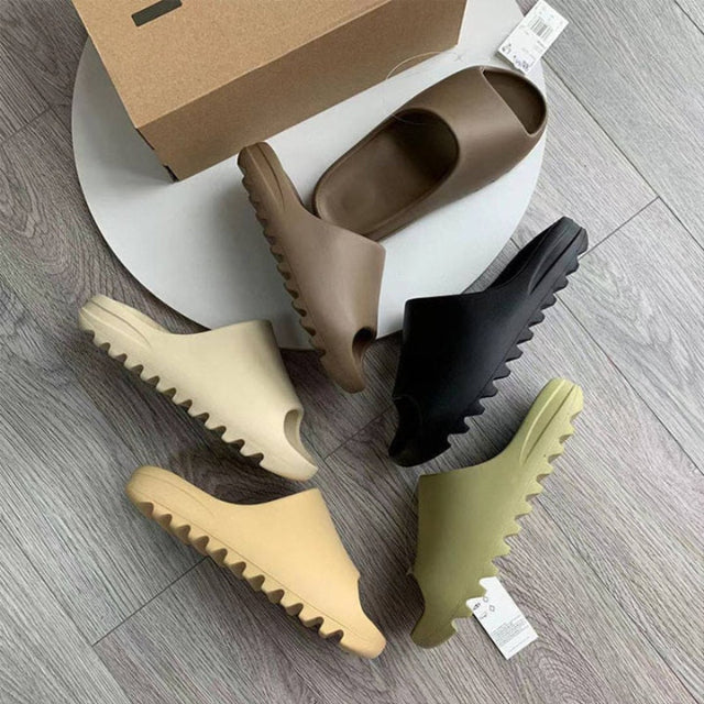 Comfortabele unisex instapslippers voor dames & heren; lichtgewicht, antislip en ideaal voor zomer & strand.