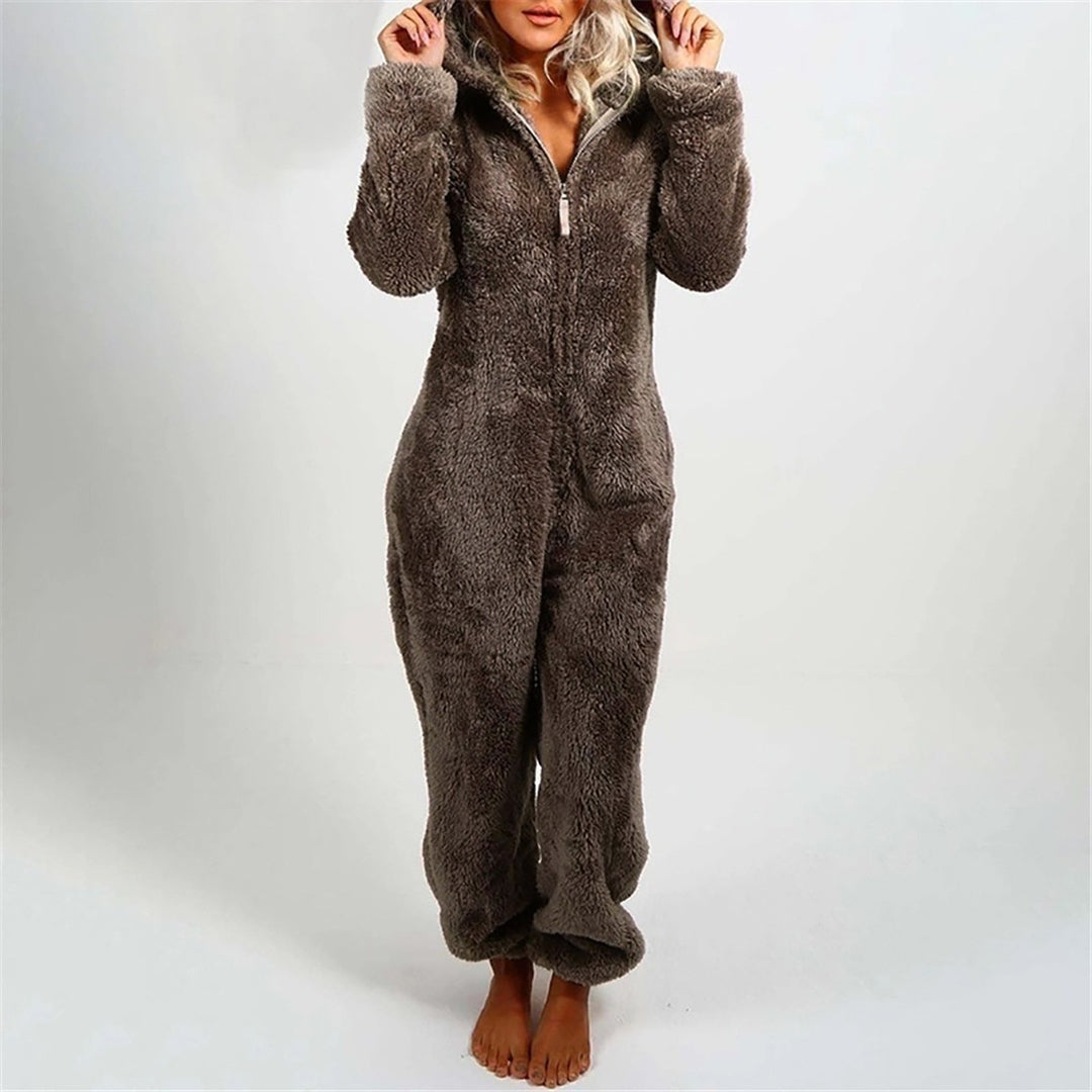 Heerlijk comfortabele dames onesie, gemaakt voor ultieme ontspanning en warmte als stijlvol huispak.