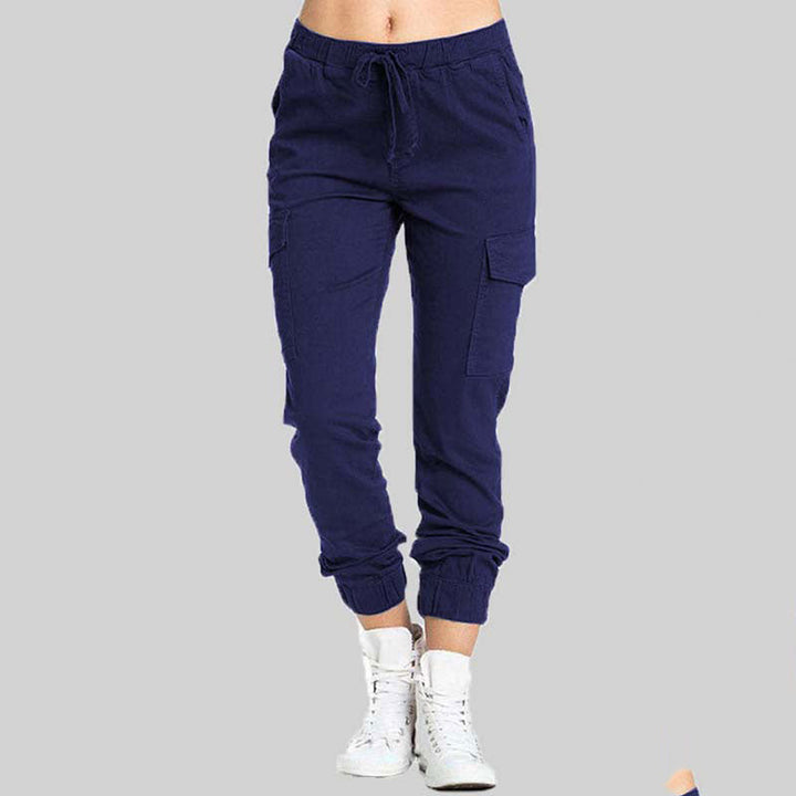 Trendy dames cargo broek van polyester, veelzijdig voor elke dag mode.