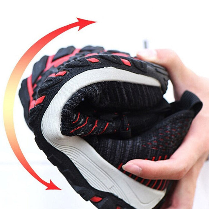 Comfortabele heren veiligheidssneakers, Indestructible, met ademend bovenwerk en beschermende zool voor lange werkdagen.