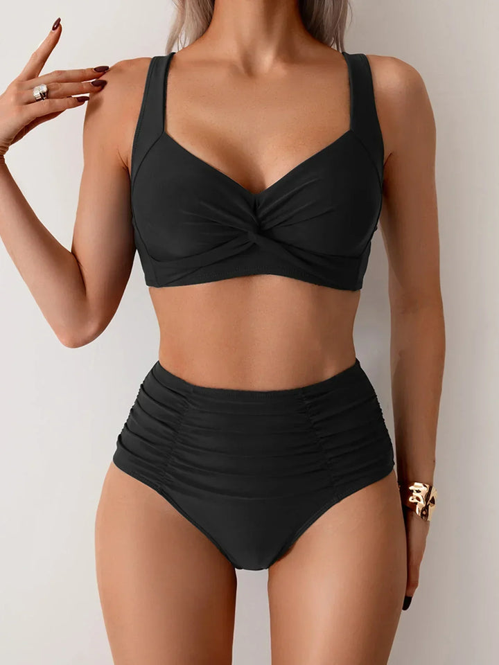 Elegante dames bikini set voor zonnige dagen, comfortabele pasvorm, perfecte zomerstijl strandmode.