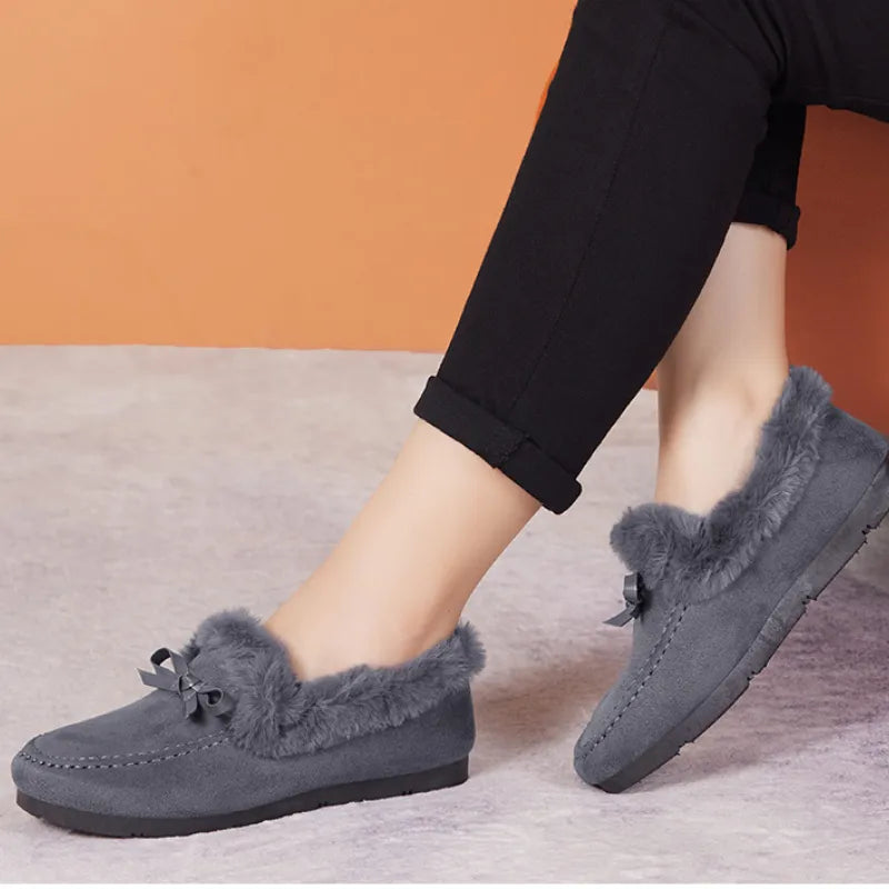 Dames winter sloffen in bordeaux, zacht en antislip, voor warme voeten.