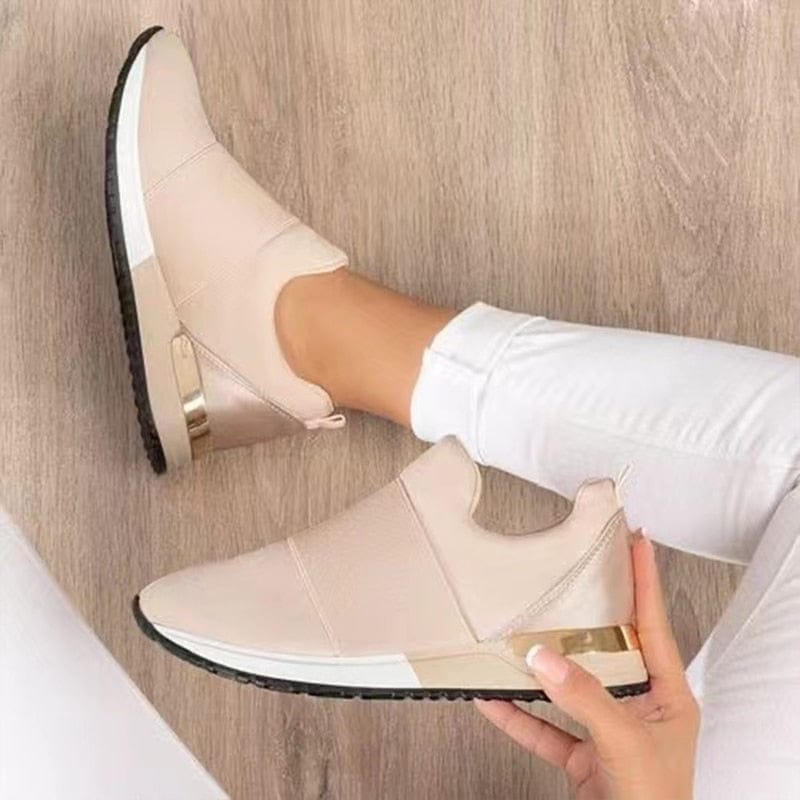 Moderne groene dames sneakers, ademend en comfortabel. Perfecte casual schoenen voor zomer en lente.
